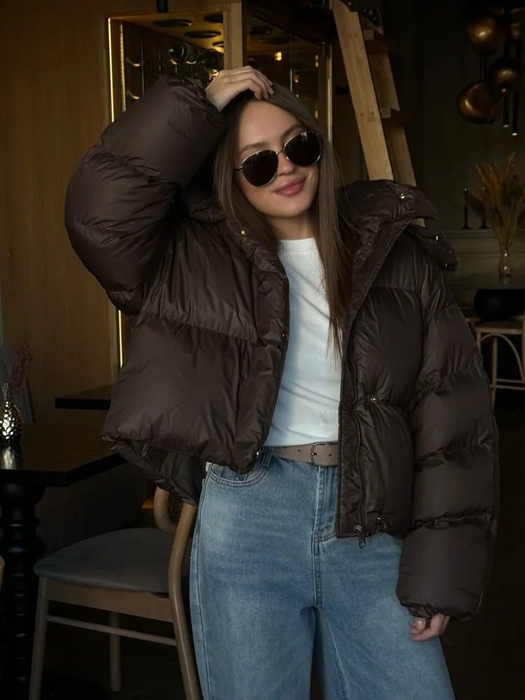 Women's cropped puffer jacket with a zipper - J&B; - 3 - Elvaroza.com