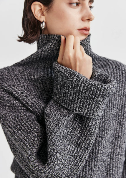 Oversized women's sweater with a high collar and a relaxed fit - J&B; - 4 - Elvaroza.com