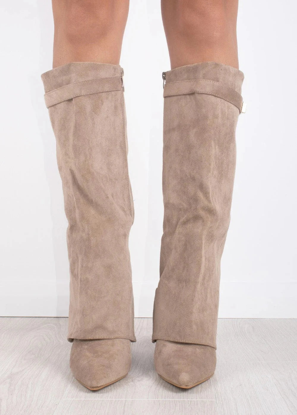 Women's Knee-High Boots with a Straight Shaft and Pointed Toe - J&B; - 10 - Elvaroza.com