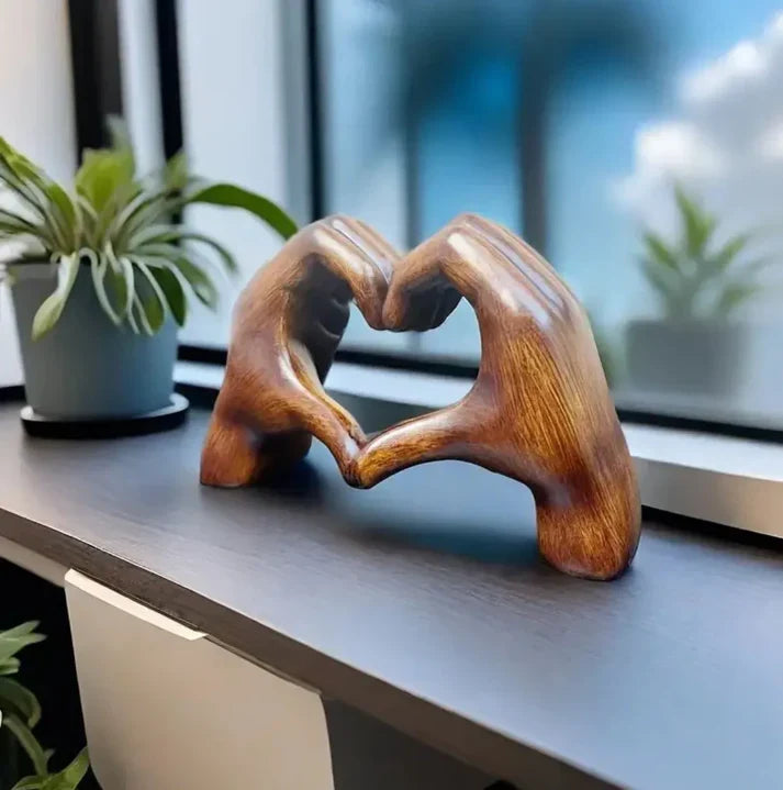 Heart-Shaped Hand Sculpture – Elegant Home Decor Piece - Image 2