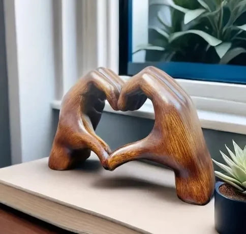Heart-Shaped Hand Sculpture – Elegant Home Decor Piece - Image 4