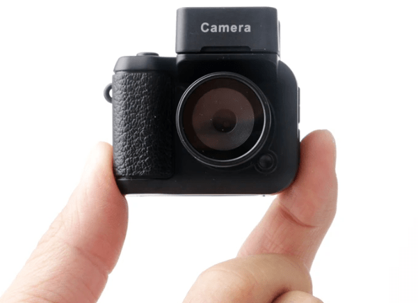 Compact Camera – Capture Every Moment with Precision - Image 2