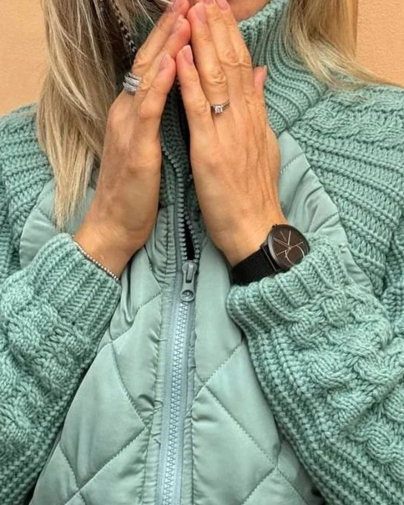 Women's Quilted Jacket with High Collar and Cozy Knit Sleeves | E&R - 7 - Elvaroza.com