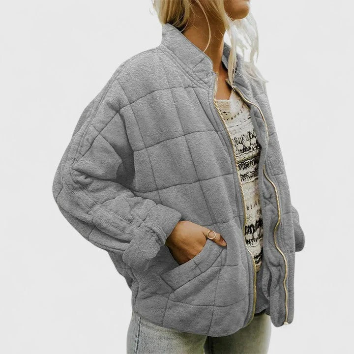 Quilted women's jacket with a relaxed fit and zipper | E&R - 5 - Elvaroza.com